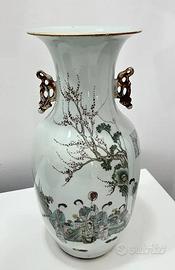 Vaso in Porcellana con Anse Plastiche – Cina, XX 