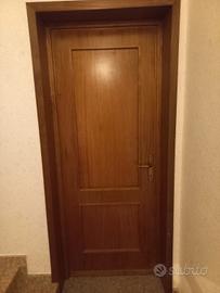 Porte classiche da interno in noce 