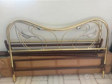 Testiere letto in ottone/argento