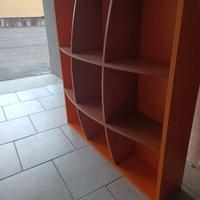 Armadietto/ libreria