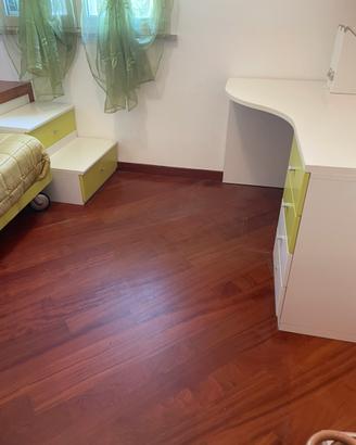 Cameretta con soppalco