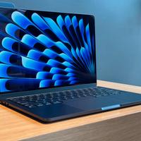 Apple Macbook Air M4 13.6” 16/256gb