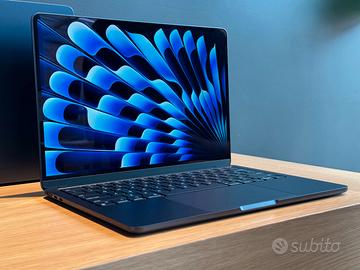 Apple Macbook Air M4 13.6” 16/256gb