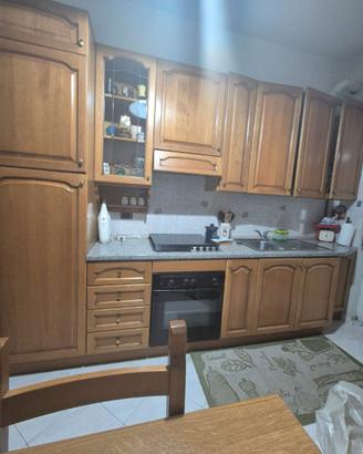 cucina completa funzionante in legno