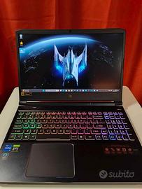 PC Gaming Acer Predator Helios 300 - 15,6 pollici