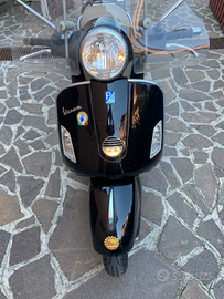 Vespa 250 Gts ie