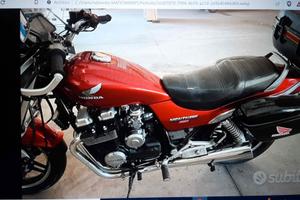 Honda Nighthawk 650 Bauletto