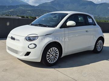 Fiat 500 500e 42 kwh entry pack tech