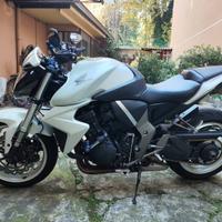 Honda CB1000R CB 1000 R bianca
