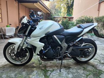 Honda CB1000R CB 1000 R bianca