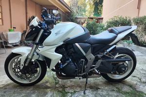 Honda CB1000R CB 1000 R bianca