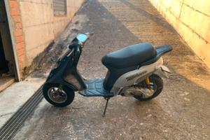 Piaggio Typhoon 50 2T prima serie (1997)
