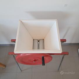 Pigiatrice manuale + piedi 