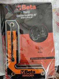 Squadra magnetica a 90 gradi 