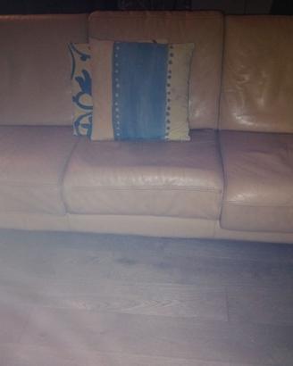 Divano pelle artigianale