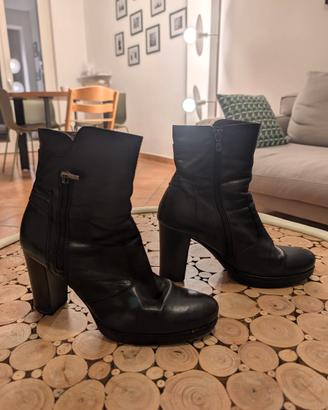 Stivaletto Nero Giardini n.39