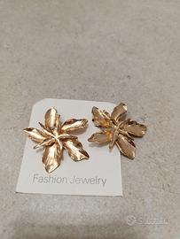 orecchini nuovi dorati 