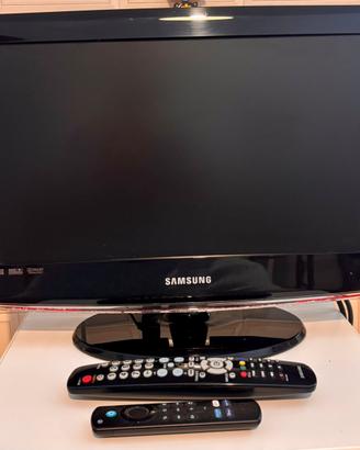 Televisore Samsung 19” con Amazon Fire TV Stick