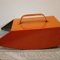 Attrezzo per raccolta bacche in metallo