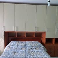 Camera da letto matrimoniale completa in legno