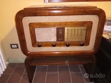 Radio fonografo CGE 865
