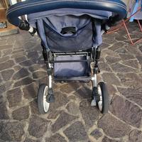 passeggino e navicella in buono stato marca momon 