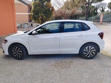 Volkswagen Polo 1.0 benzina 2023