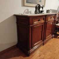 CREDENZA IN NOCE TOSCANA DEL XVIII SECOLO