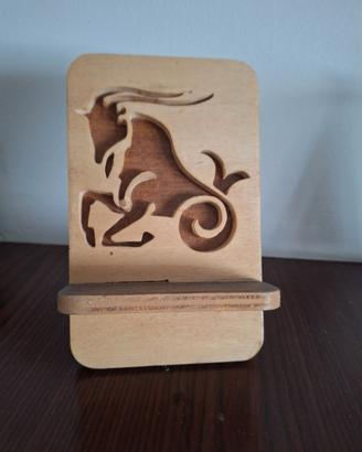 Supporto porta cellulare in legno fatto a mano