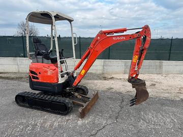 MiniEscavatore usato KUBOTA U17.3