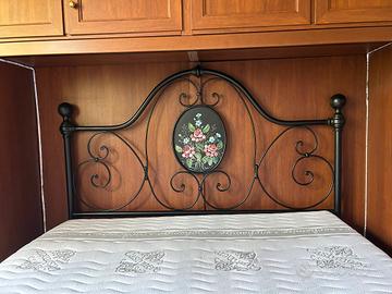 struttura letto matrimoniale con rete
