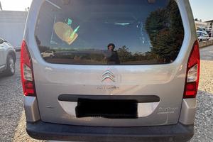 RICAMBI E MOTORE CITROEN BERLINGÔ 2017