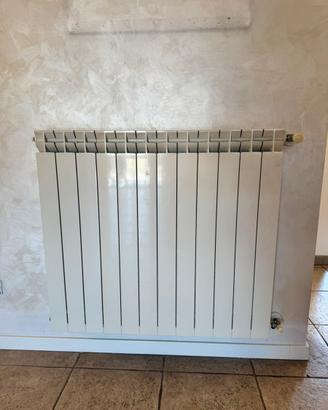 4 Radiatori in alluminio colore bianco