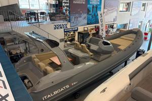 Italboats STINGHER 32GT - NUOVO - Pronta consegna