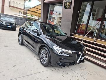 Alfa Romeo Stelvio 2.2 Turbodiesel 160 CV AT8 RWD 