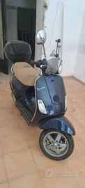 Vespa lx