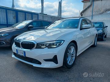 Bmw 318 d 48V Touring ANNO 2021