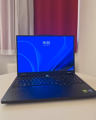 Lenovo Legion Pro 5i 16 (16IAX10 - 2025)