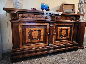 Credenza antica italiana in legno massello intarsi