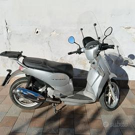 Scarabeo 125 ie
