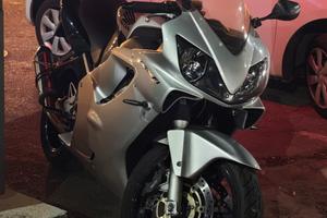 CBR 600 F