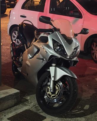 CBR 600 F