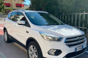 Ford kuga 2017