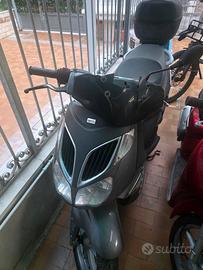 aprilia sportcity 125