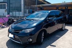 Toyota Auris Hibrid 1.8