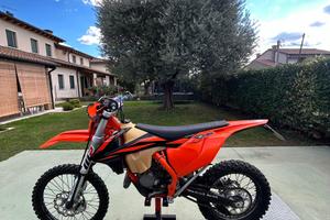 KTM 125