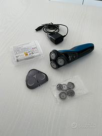 Rasoio elettrico Philips Serie 5000 con lame nuove