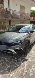 fiat tipo croos 