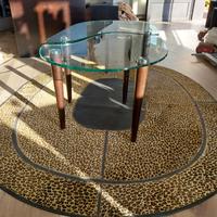 Tavolino con tappeto + porta oggetti