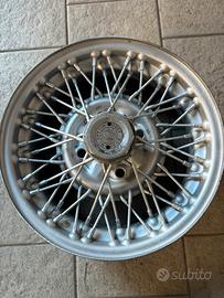Cerchi a raggi borrani  accessori fiat 500 epoca